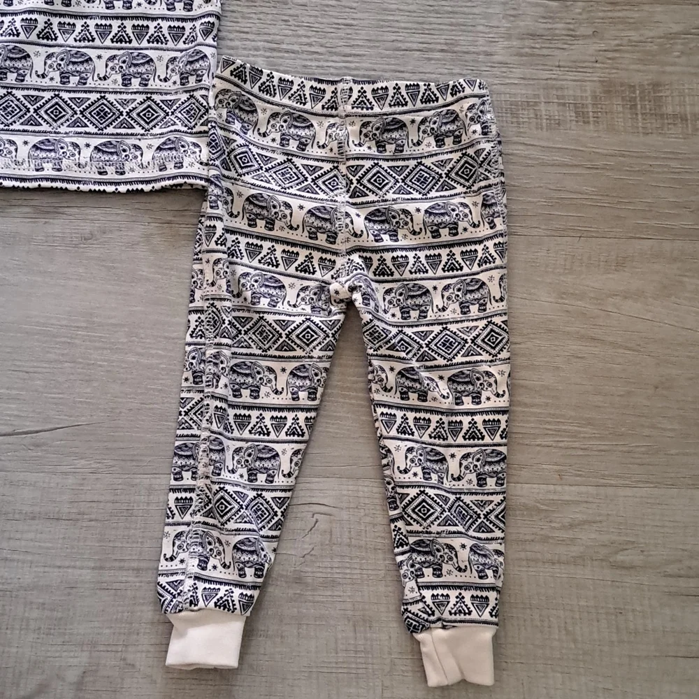Pajamas for Peace 100% Cotton Elephant Peint Matching Set size 18 M…